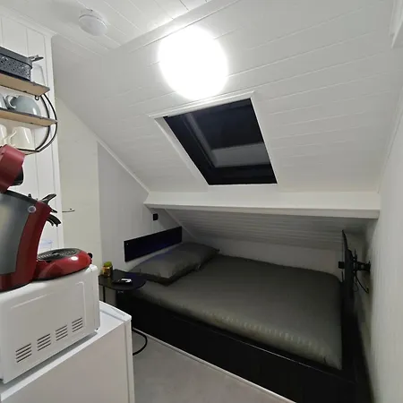 Budget-room 2p Homestay *