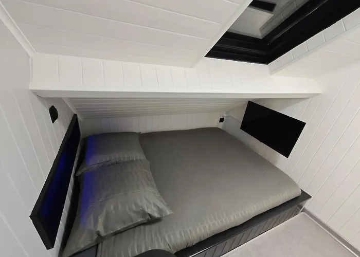 Homestay Budget-room 2p Ostend